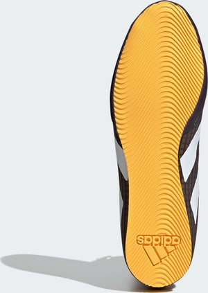 Stylische und funktionale Boxschuhe von adidas in kräftigem Lila – perfekt für Damen und Herren im Boxsport. Mit ihrem leichten Gewicht und dem hohen Tragekomfort bist du jeder Herausforderung gewachsen.