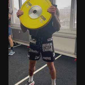 Dank elastischem Bund und verstellbarem Kordelzug gewährleisten die Phantom Athletics EVO Legend Fightshorts einen stabilen Sitz während des gesamten Trainings. Der Bund passt sich perfekt an den Körper an und verhindert Verrutschen bei intensiven Kampfsportbewegungen.