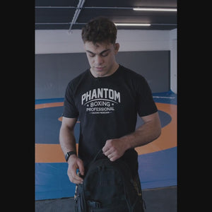 Schwarzes Boxing‑T‑Shirt von Phantom Athletics – sportlicher Schnitt, funktionales Material, perfekt für ambitionierte Kampfsportler im Training oder Freizeit.