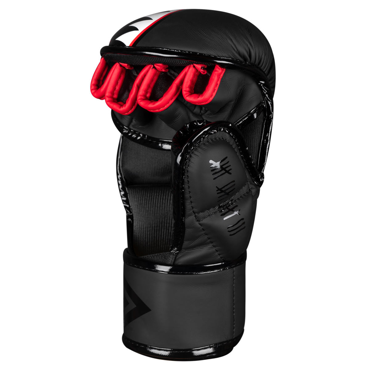 Der rechte Phantom MMA Sparrings Handschuh im FIGHT SQUAD Design