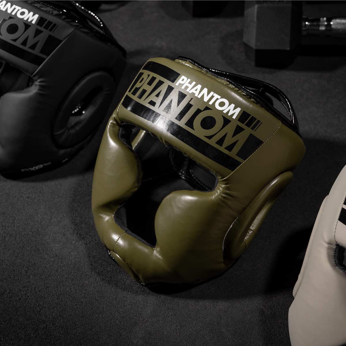 Der Phantom APEX Full Face Kampfsport Kopfschutz für Sparring und Training.