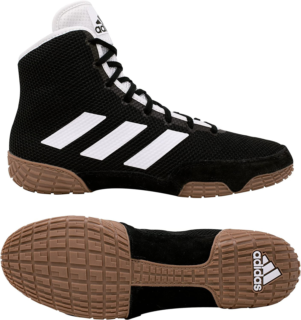 The Adidas Tech-Fall wrestling shoes in the color black. Now at the best price at Phantom Athletics . Adidas wrestling shoes are among the most sought-after shoes among wrestlers worldwide as they offer superior quality coupled with ultimate comfort. The sturdy sole provides traction on the wrestling mat. 
