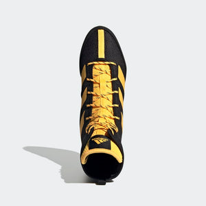 Adidas Box Hog 3 Schwarz/Gold – Rutschfeste Gummisohle für maximalen Grip und Stabilität im Ring. Ideal für Boxer, die festen Stand und optimale Bewegungsfreiheit benötigen.