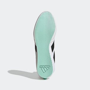 Weißer Adidas Box Hog 3 – Leichtes Mesh-Obermaterial für hervorragende Belüftung und Tragekomfort. Hält deine Füße auch bei langen Trainingseinheiten angenehm kühl.