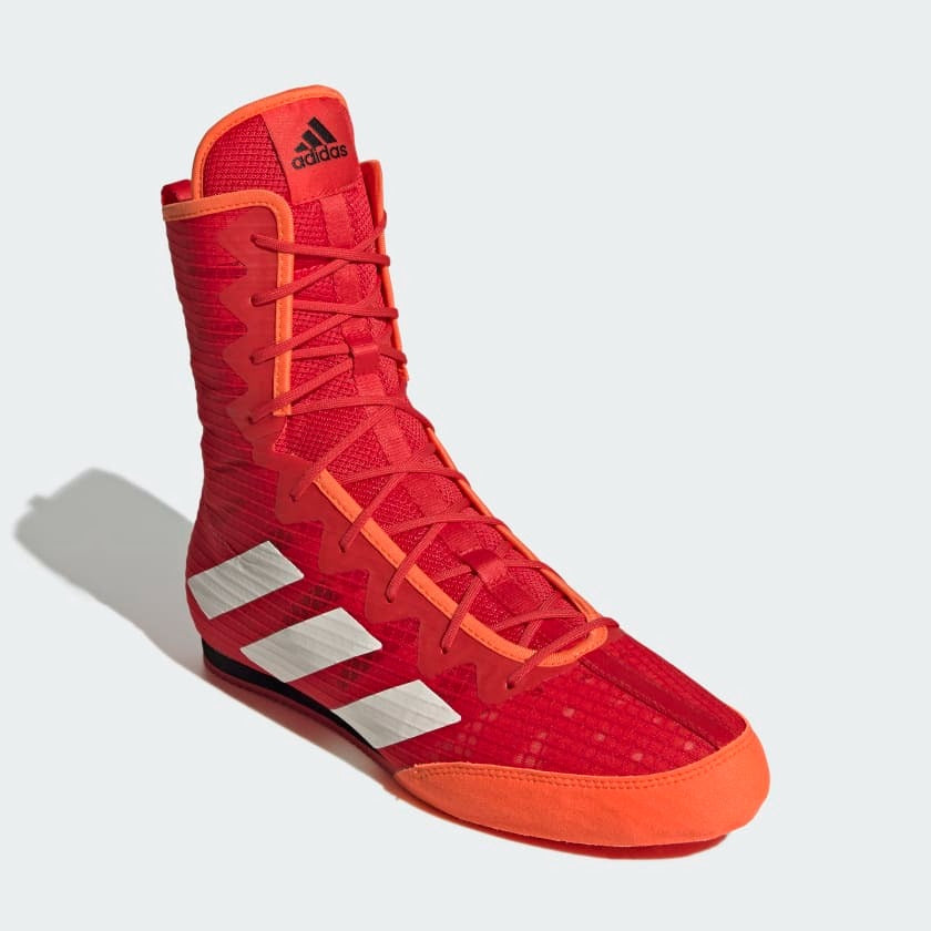 Adidas Box Hog 4 Rot – Verstärkte Zwischensohle für exzellenten Halt und zusätzliche Unterstützung. Bietet Komfort und Stabilität bei jeder Bewegung im Ring.