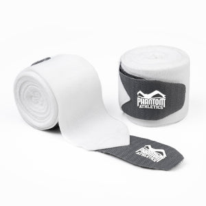 Die Phantom Impact Boxbandagen für dein Kampfsporttraining. 2 Sets Bandagen in 250 oder 400cm Länge. Ideal für MMA, Muay Thai oder Kickboxen. Aus halbelastischem Material mit hochwertigem Logo und Klettverschluss.