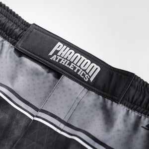 Storm Nitro Fightshorts von Phantom Athletics, ideal für intensive Trainingseinheiten. Strapazierfähiges Material hält auch den härtesten Workouts stand.