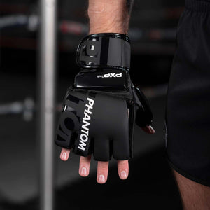 Die Phantom Apex Hybrid MMA Handschuhe verfügen über eine optimierte Passform für eine perfekten Schutz deiner Hände