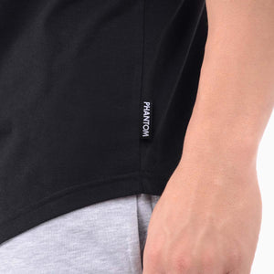 Dieses Phantom Athletics Trainingsshirt kombiniert Komfort, Performance und langlebige Materialien für höchste Ansprüche im Kampfsport. Perfekt geeignet für MMA, Grappling und intensive Fitness-Sessions mit maximaler Bewegungsfreiheit.