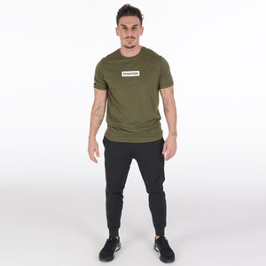 Mit den Shadow Training Shorts trainierst du komfortabel und leistungsstark im Gym oder auf der Matte. Perfekt geeignet für Techniktraining, Sparring und Kraftausdauer.