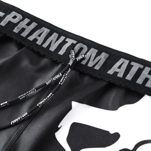 Das atmungsaktive Material dieser Phantom Shorts sorgt für Komfort, während du dich voll auf Technik, Takedowns und Kontrolle konzentrieren kannst.