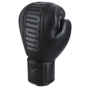 Diese Boxhandschuhe von Phantom Athletics in der Blackout Edition kombinieren modernes Design mit hoher Funktionalität. Perfekt für intensives Boxtraining und Sparring geeignet.
