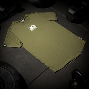 Phantom Athletics T-Shirt im Army-Stil mit zeitlosem Design, perfekt für Training, Wettkampf oder Freizeit. Bietet eine bequeme Passform.