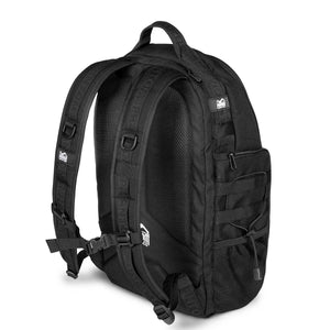 Phantom Athletics Tactic S Rucksack, perfekt für Kampfsportarten wie Muay Thai, MMA und Kickboxen. Robustes Material sorgt für Langlebigkeit und optimalen Schutz deiner Ausrüstung.