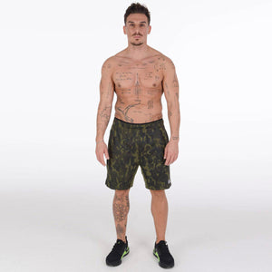 Phantom Athletics Shadow Army Shorts, ideal für MMA-Training und Kampfsportler. Langlebiges Material garantiert maximalen Komfort und Bewegungsfreiheit.