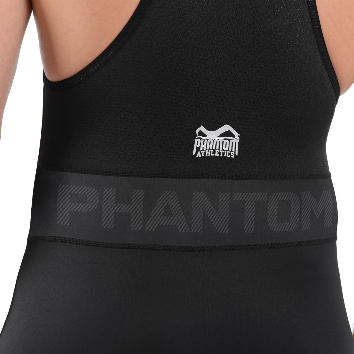 Das Phantom Ringertrikot Storm verfügt über einen Atmungsaktiven Einsatz, Silikonlogos und UWW konformes Design.