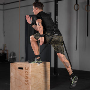 Leistungsstarke Training Shorts Shadow Army von Phantom Athletics, perfekt für intensives Training und Wettkämpfe. Modernes Design und robuste Verarbeitung für maximale Performance.