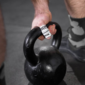 Das Phantom Pro Griptape eignet sich auch perfekt für Hook Grips im Crossfit. 