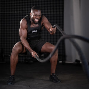 Ultimate Set für alle Kampfsportler, die Wert auf Qualität und Vielseitigkeit legen. Perfekt für Boxen, Muay Thai und Grappling-Training, um die Leistung auf ein professionelles Niveau zu bringen.