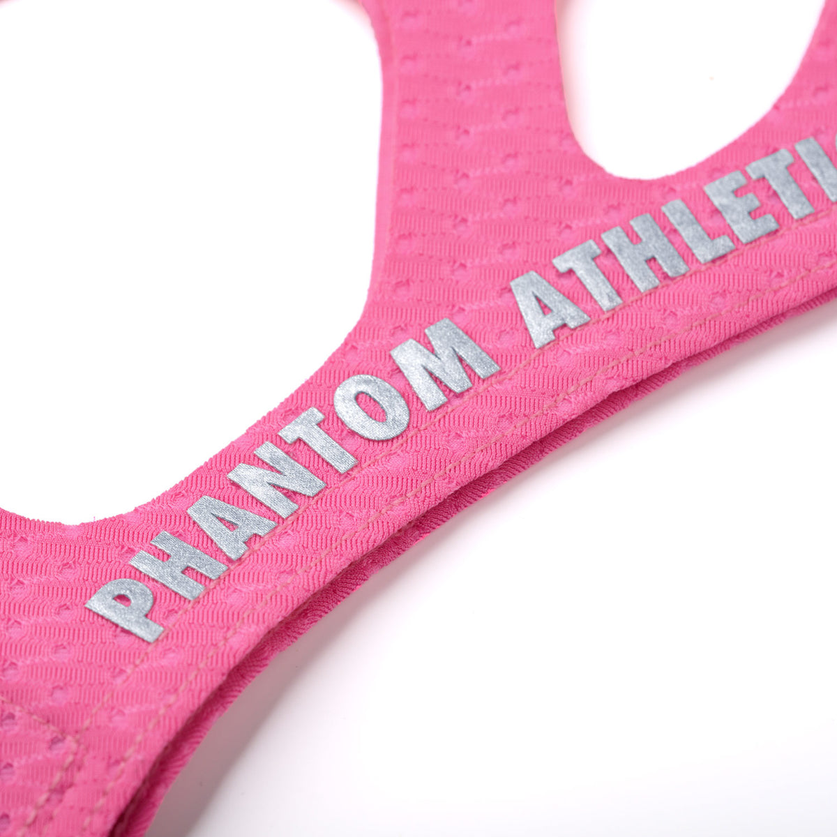 Die Phantom Trainingsmaske verfügt über ein patentiertes Kopfband um dir ein Maximum an Halt im Training zu geben. Jetzt auch in Pink.