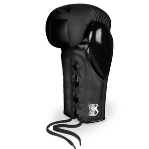 Die Phantom Boxhandschuhe APEX Laced. Mit Schnürung für Profi Training und Wettkampf. 