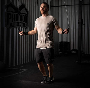Phantom Training Vest Set mit robustem und langlebigem Material für harte Workouts. Ideal für MMA, Kickboxen und Grappling, um die Trainingsintensität zu erhöhen und die Kondition zu verbessern.