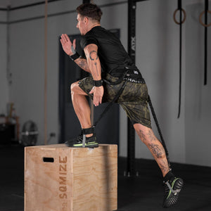 Komplettes Equipment für Kampfsportler mit Fokus auf Langlebigkeit und Leistung. Perfekt geeignet für MMA, Kickboxen und Muay Thai, um die sportliche Performance zu steigern.