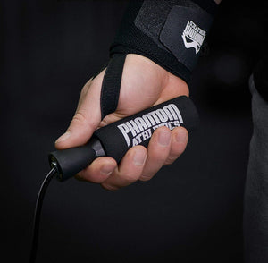 Vielseitiges Gewichtswesten-Set von Phantom Athletics für Kampfsport- und Fitness-Enthusiasten. Perfekt für intensives Boxen, Grappling und Muay Thai, um Kraft und Technik zu optimieren.